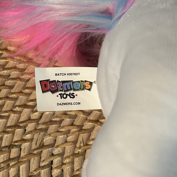 NWOT Dazmers Unicorn Musical Stuffed Animal with Flapping Wings and Lights - Picture 6 of 7